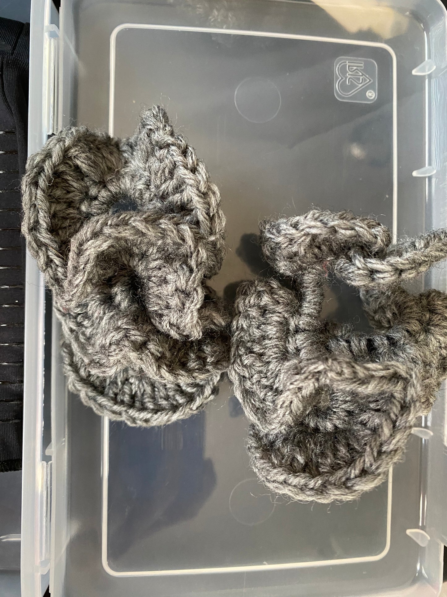 Gray scrunchy